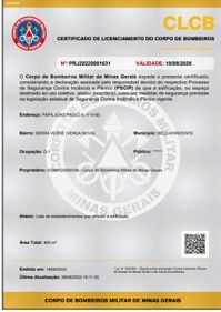 Engenheiro realizando vistoria para renovação de AVCB